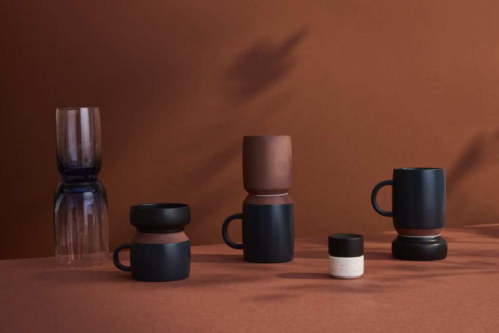 Aeroméxico's new dishware designed by NewTerritory.