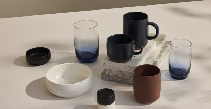 Aeroméxico's new dishware designed by NewTerritory.