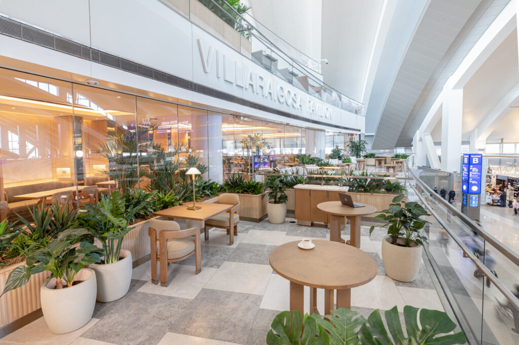 Korean Air LAX Prestige Class Lounge