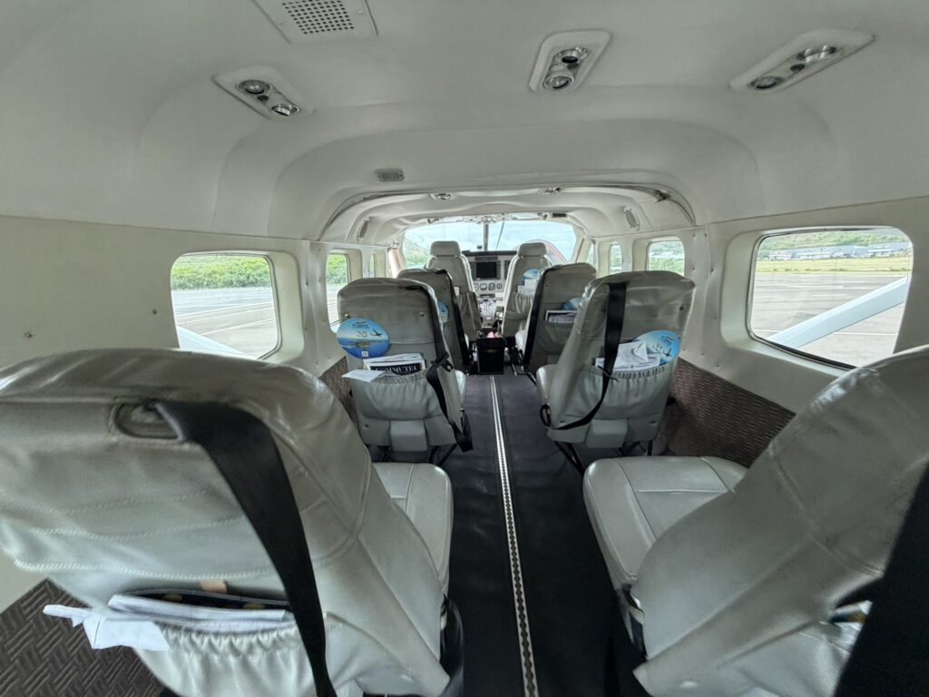 The cabin interior of the Cessna Grand Caravan is in a 1-1 layout.