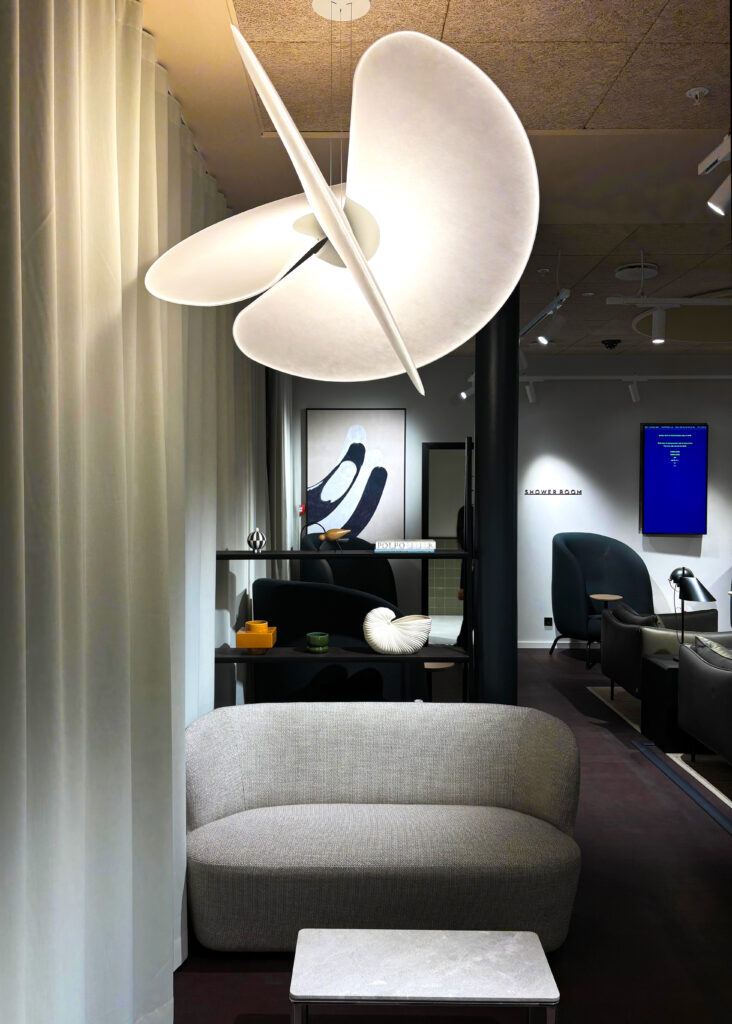 Unique lighting fixtures in the Aspire Executive Lounge.