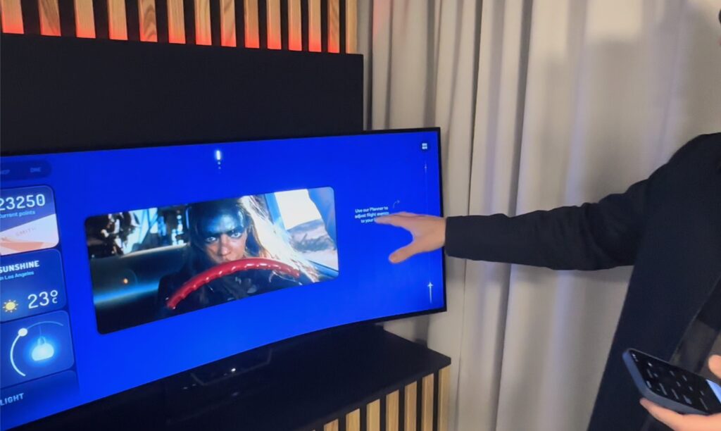 Movie is minimized to support other screen activity 