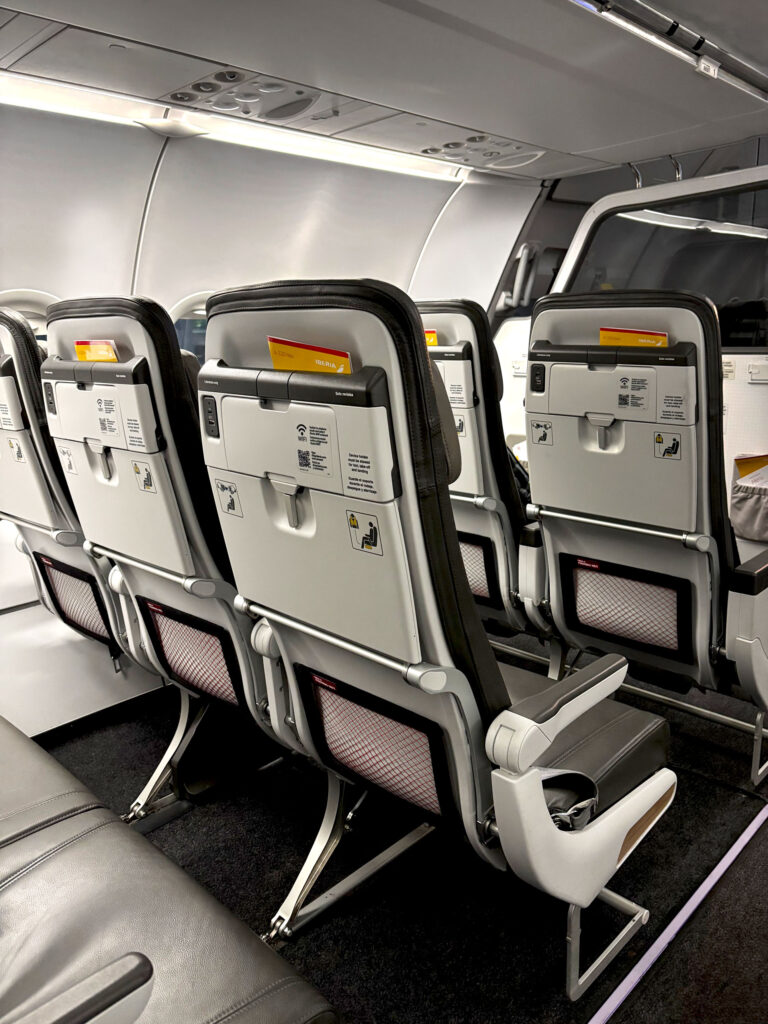 RECARO economy class seats with sustainable features