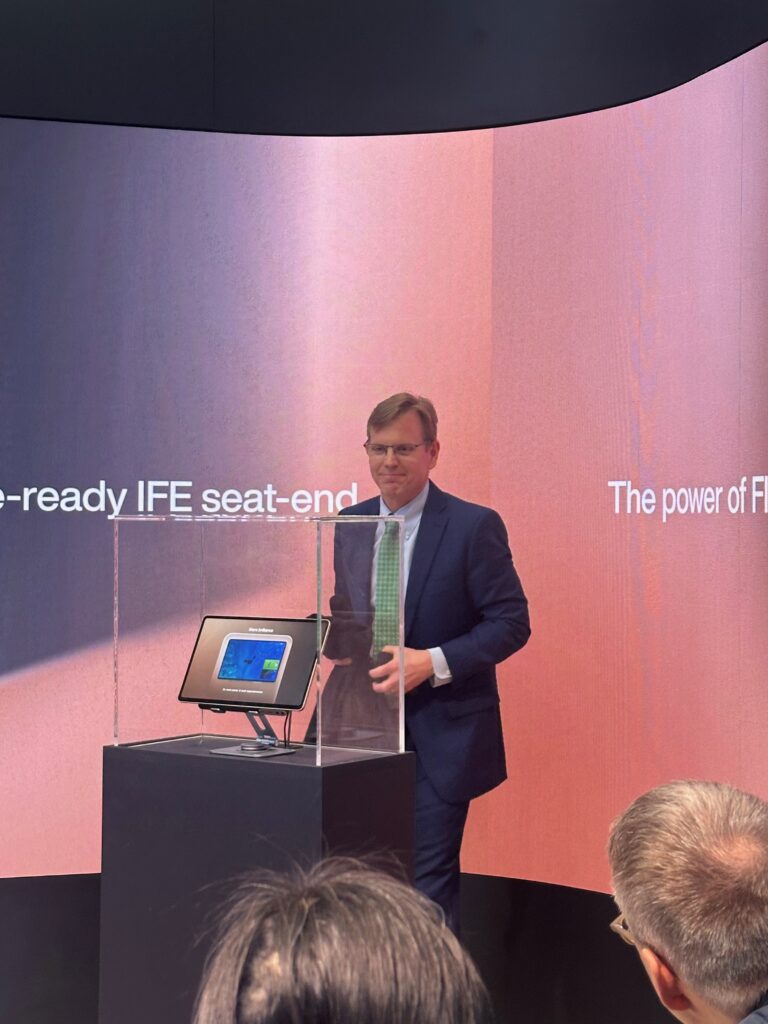 Thales unveils FlytEDGE Aura 