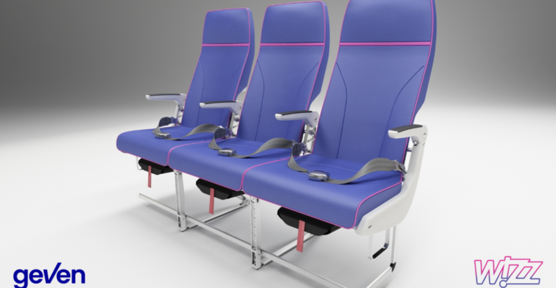 Geven Eva seat triple Wizz Air with blue fabric.