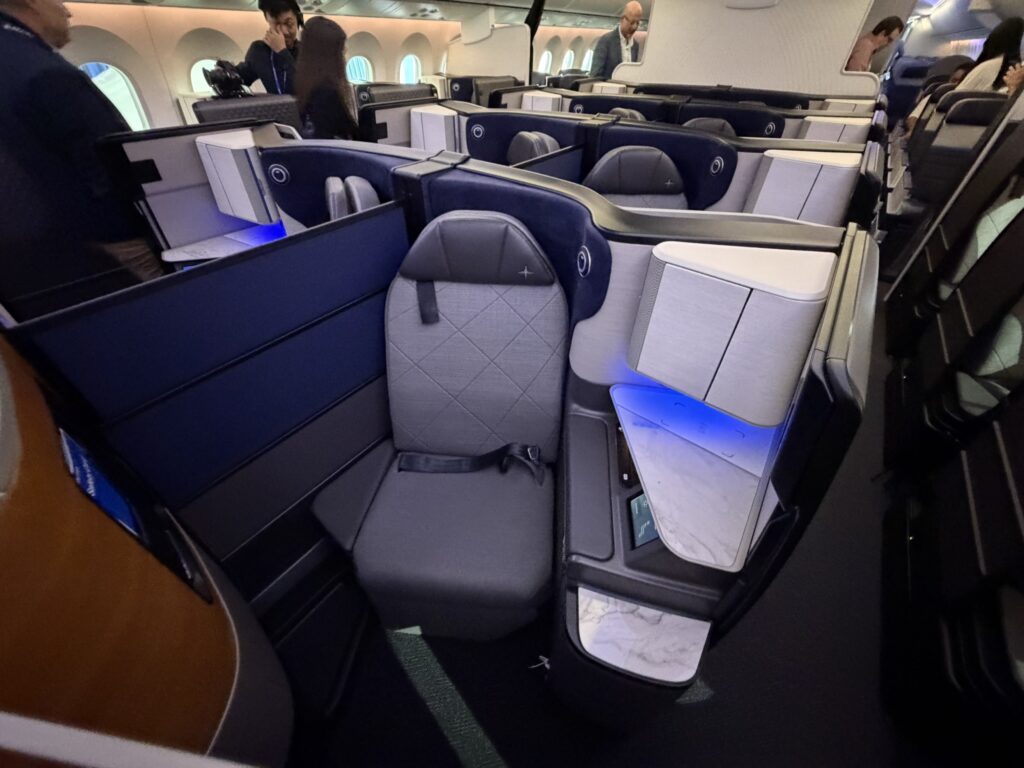 United Polaris Elevated suite on the new 787-9.