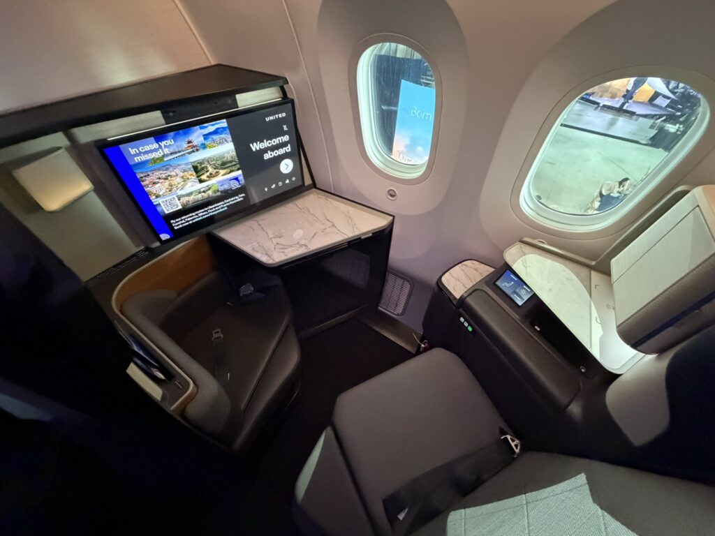 Extra spacious window Polaris Studio suite with a mini ottoman