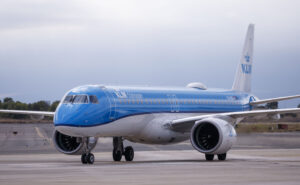 KLM Cityhopper E195-E2 in VLC.