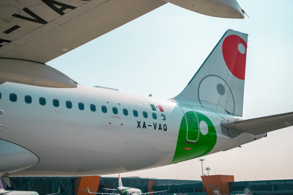 A Viva A320, registered XA-VAQ, fitted with the SES multi-orbit IFC solution.