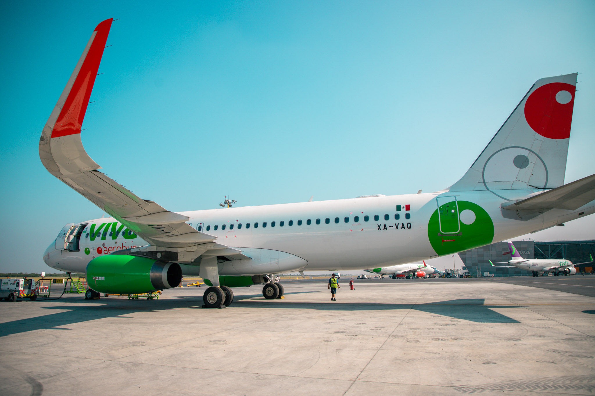 Viva taps SES multi-orbit IFC for 100 Airbus narrowbodies