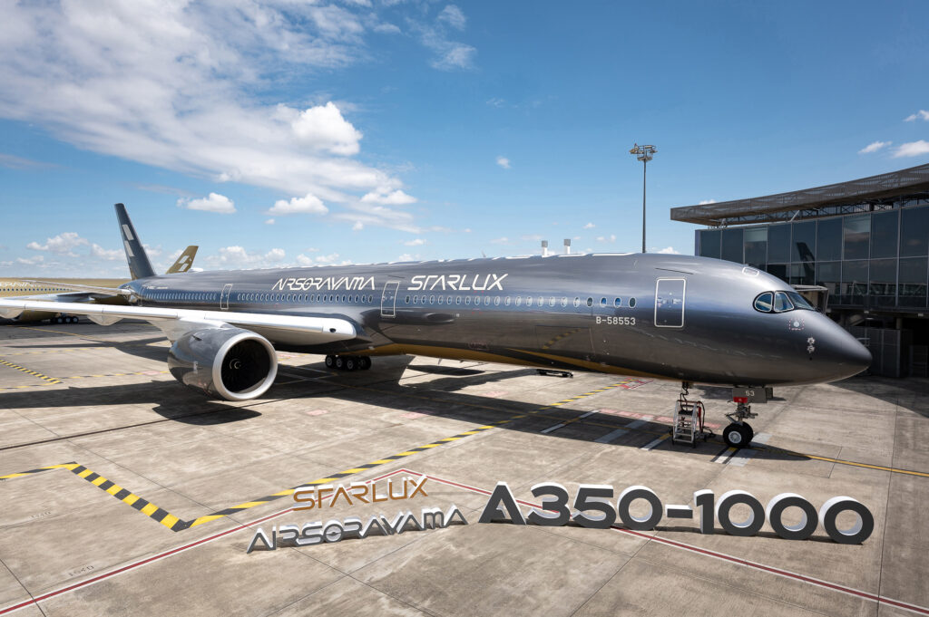 STARLUX AIRSORAYAMA Silver A350-1000 at the unveiling.