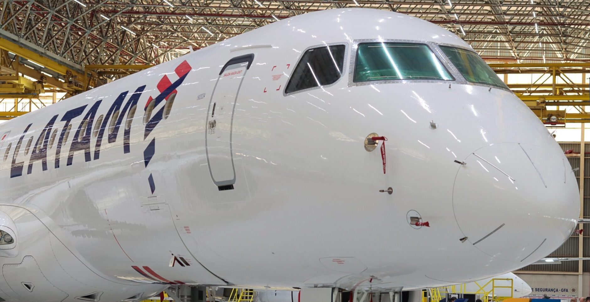 LATAM taps SES for multi-orbit IFC on 60 Airbus and Embraer jets