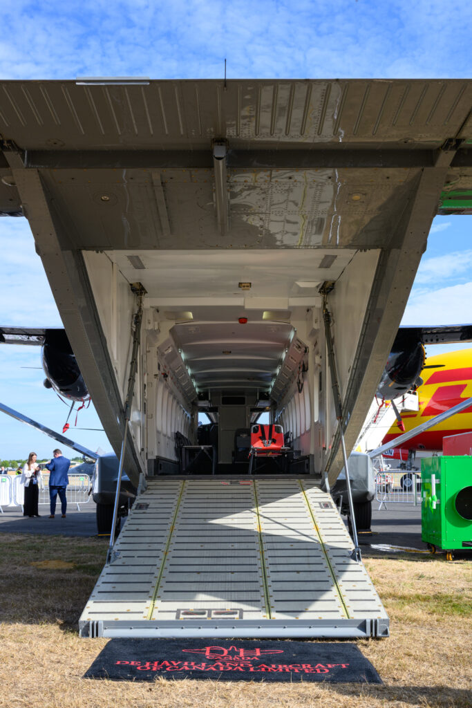 The hold is impressive for its continuous, uninterrupted cross section, maximizing availablespace and helping prevent ‘bulking out’, where an airlifter is effectively full before reaching its maximum payload. (de Haviland Aircraft of Canada)