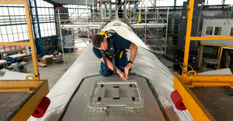 Technician installs Starlink on Lufthansa A320neo