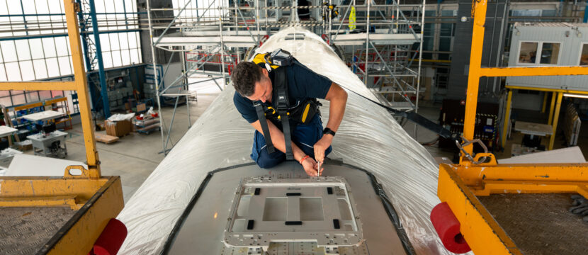 Technician installs Starlink on Lufthansa A320neo