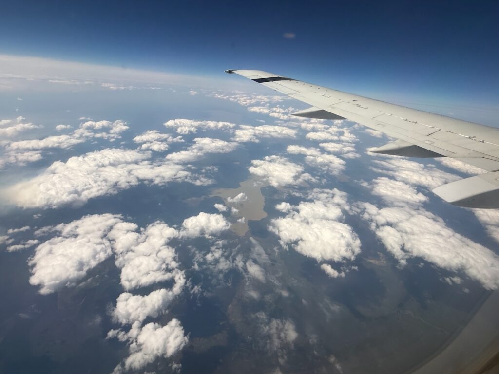 Canadian North 737-300 flight over Canada Shielf