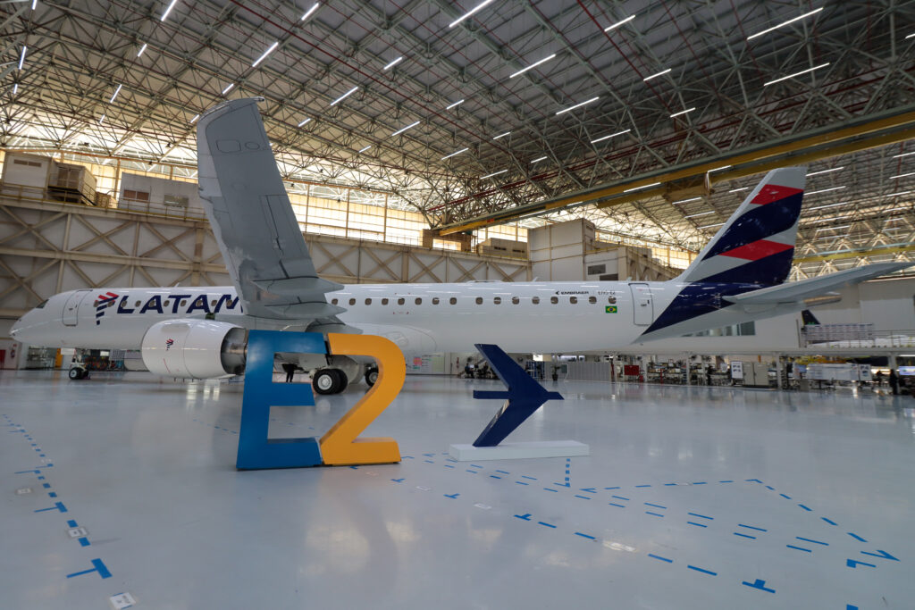 LATAM Embraer E-Jet in the hangar.