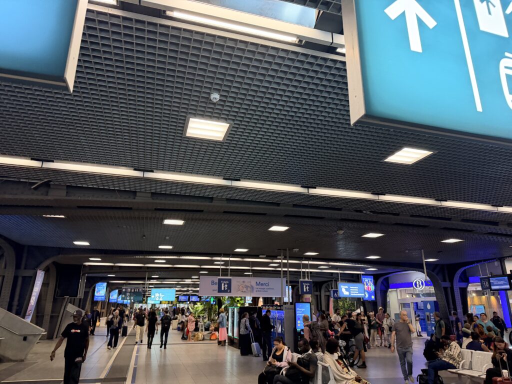 A busy Brussels Midi concourse.