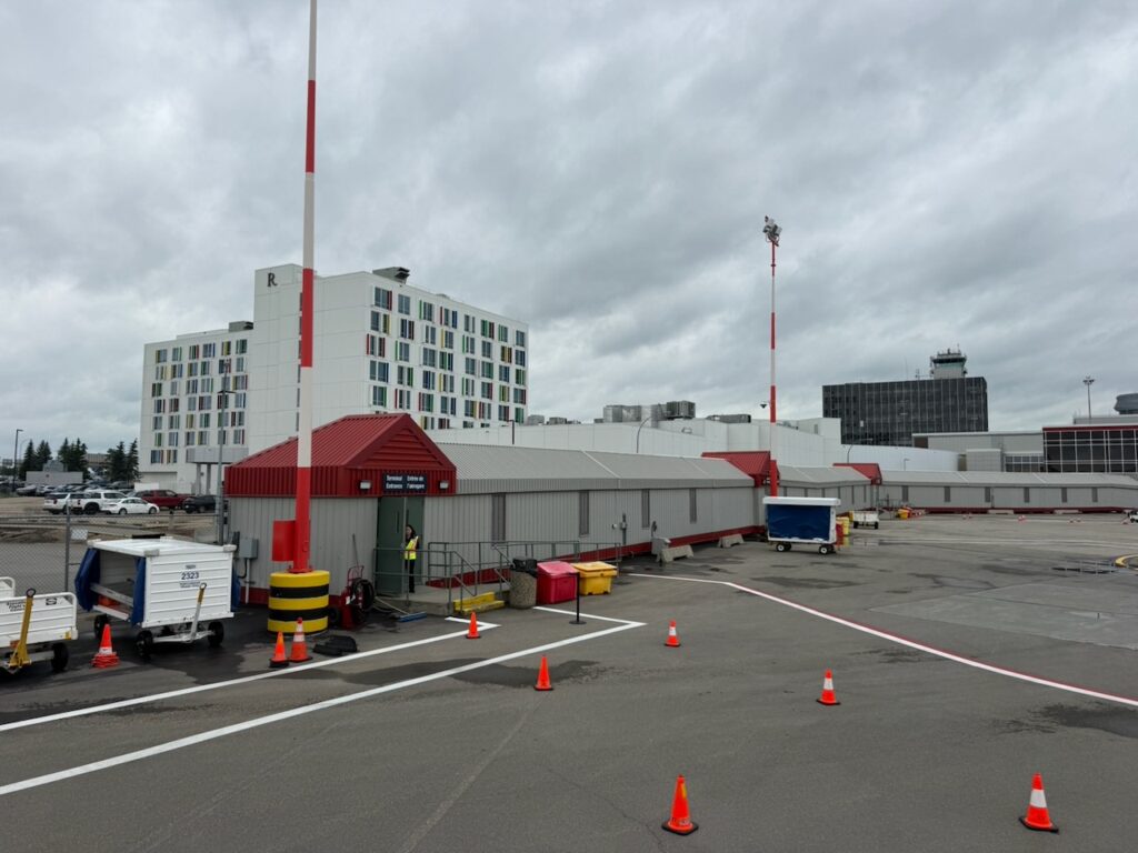 A view of the covered walkway from the apron.