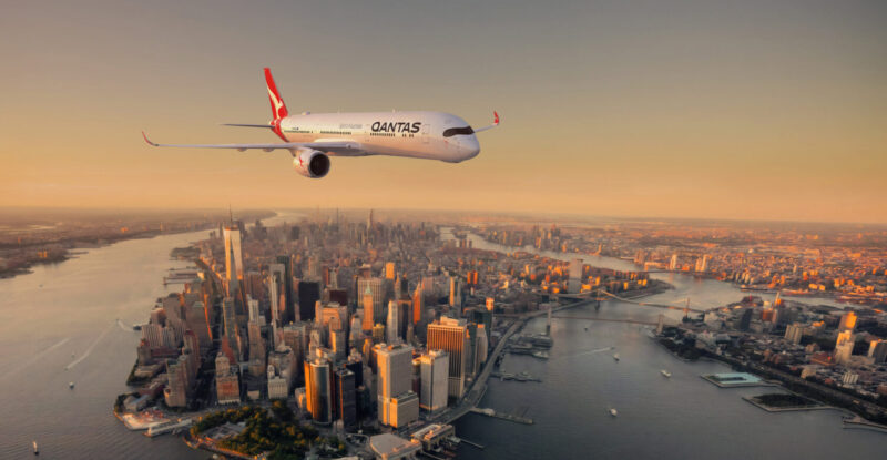 Rendering of a Qantas A350-1000ULR doing a flyover of New York
