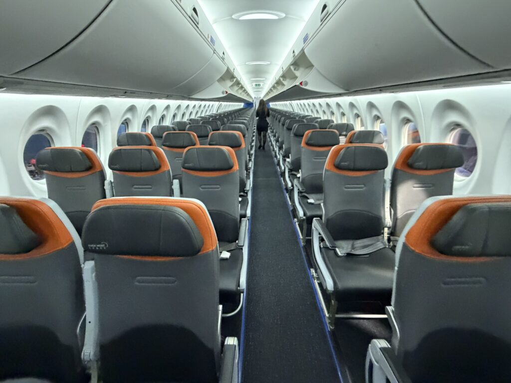 Cabin-wide shot aboard the JetBlue A220