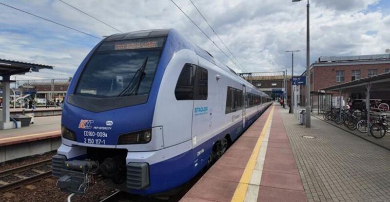Train ready for boarding in Poland during the Eutelsat LEO trial.