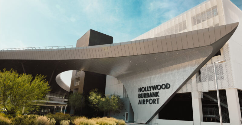Outside entrance into Hollywood Burbank Airport.