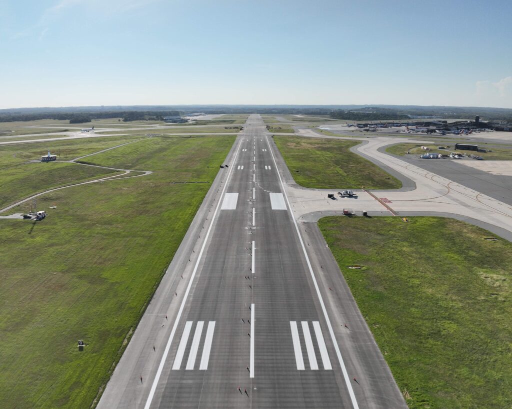 BWI Runway 10 28 aerial view