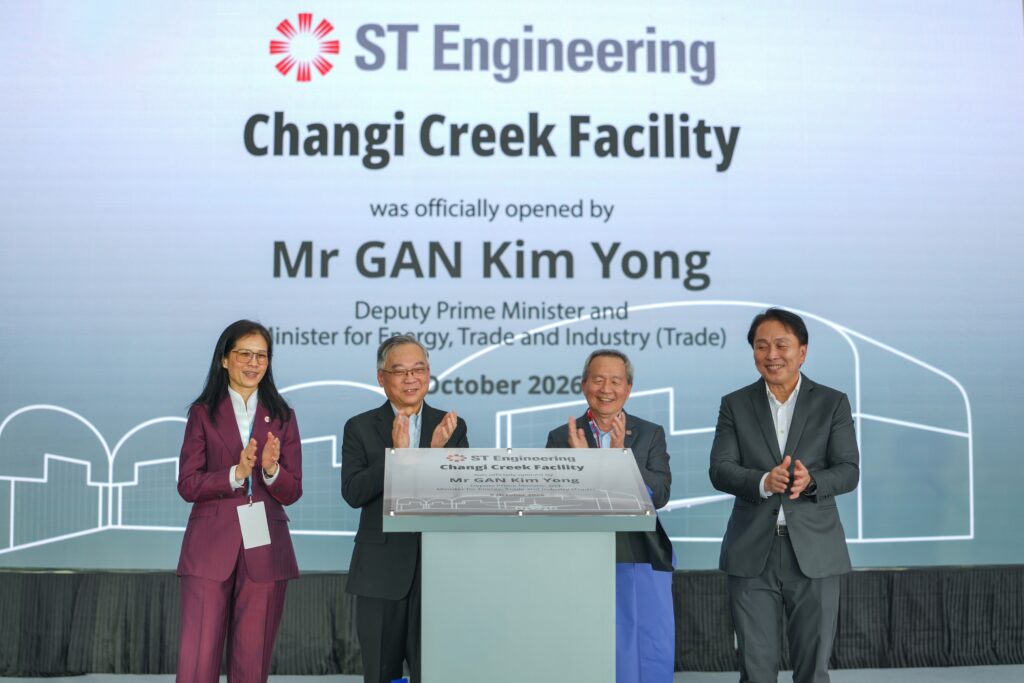 (From left) Cindy Koh, Executive Vice President, Singapore Economic Development Board, Singapore Deputy Prime Minister and Minister for Energy, Trade and Industry (Trade) Gan Kim Yong, Teo Ming Kian, Chairman of ST Engineering and Vincent Chong, Group President and CEO, ST Engineering officially open ST Engineering’s newest airframe maintenance facility in Changi Creek, Singapore.