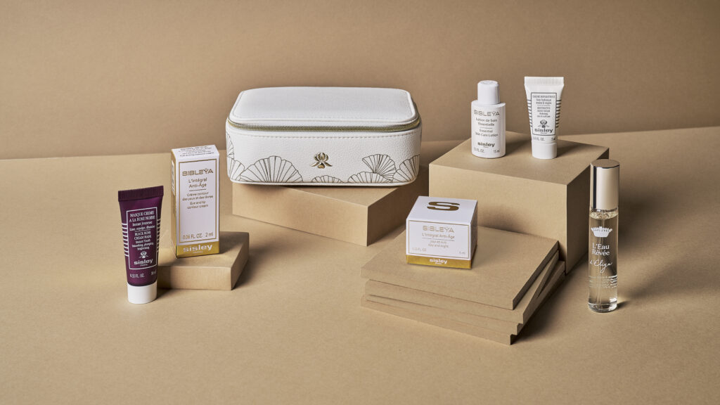 SISLEY amenity kit for Singapore Airlines' Suites and First Class female passengers.